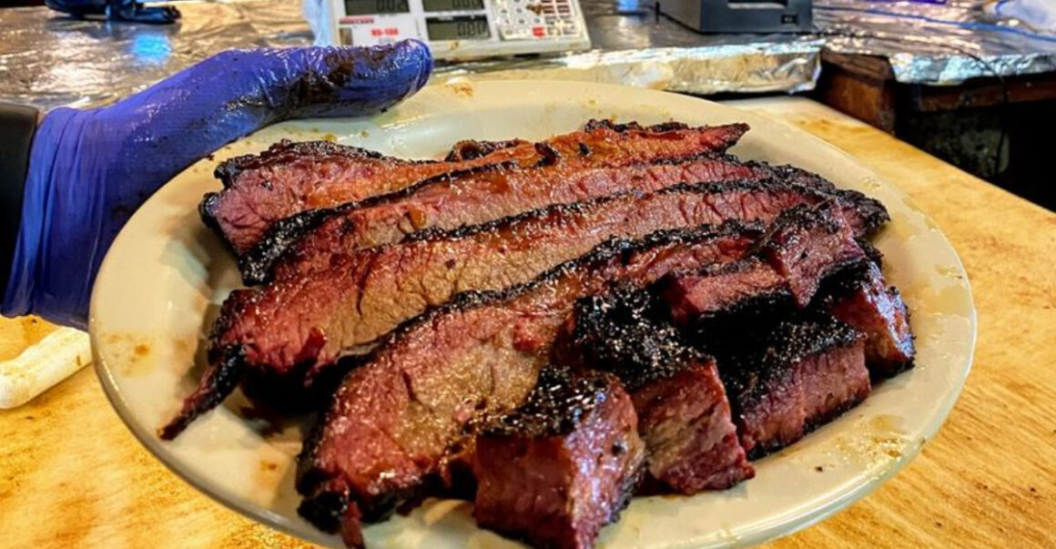 these 12 texas bbq spots keep the whole family happy