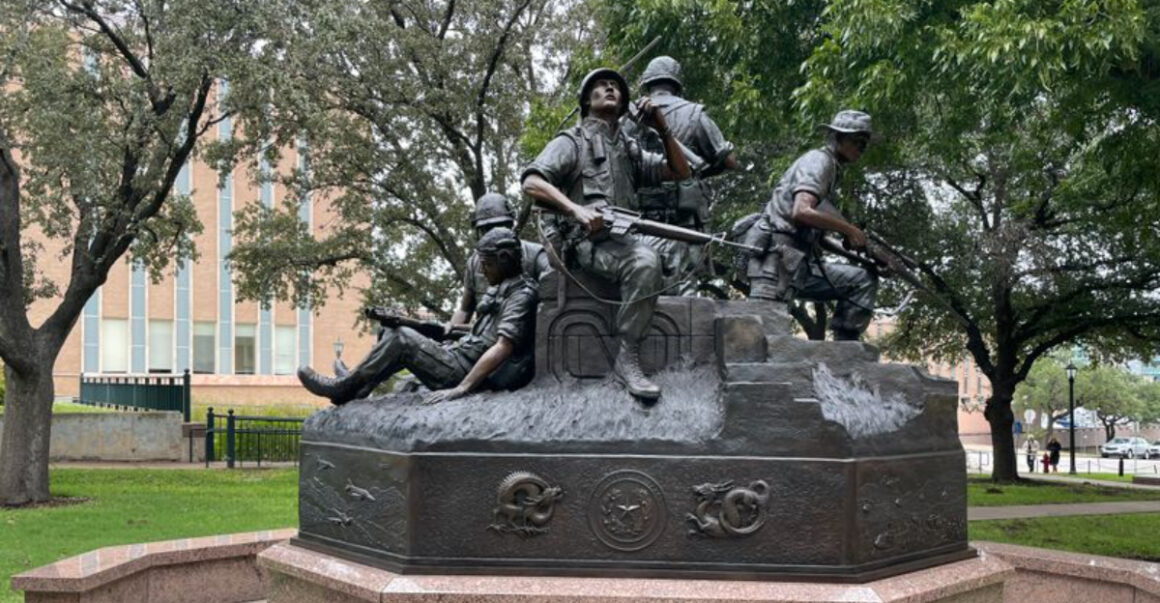 youll never forget these 10 war memorials every texan should see