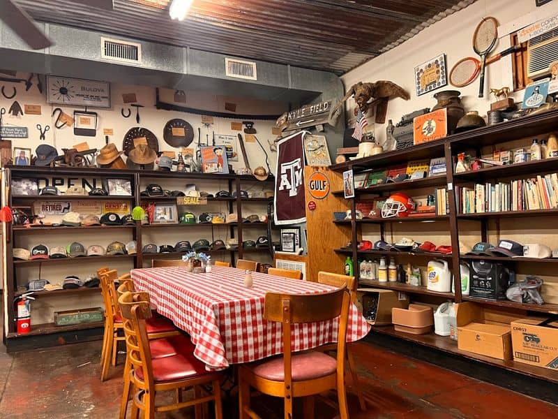 Leona General Store (Leona)