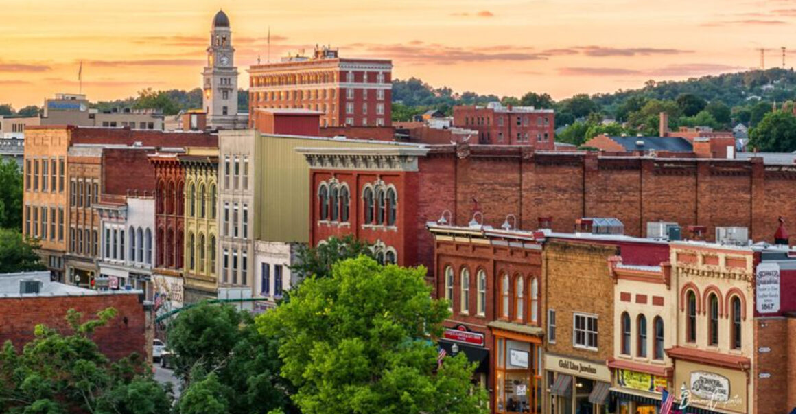 10 dreamy ohio towns that feel like a norman rockwell painting