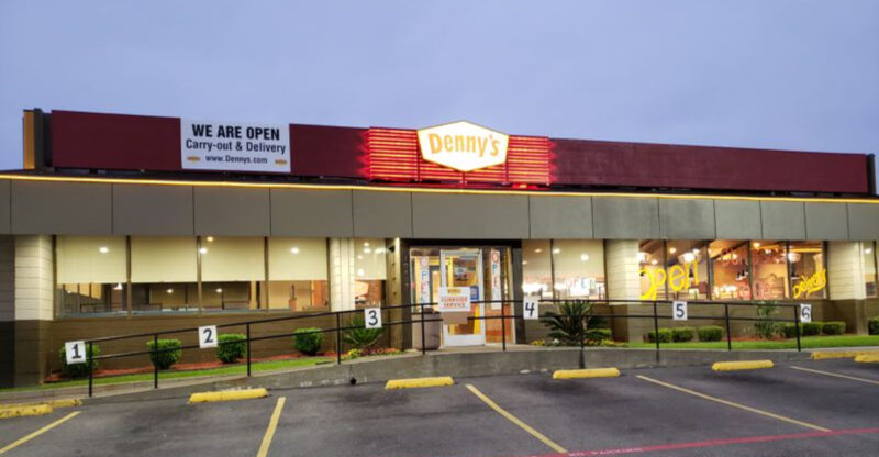 10 Texas Spots That Prove the Best Meals Happen After Midnight