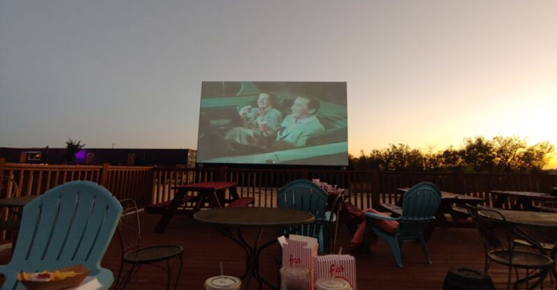 6 Classic Texas Drive-In Movie Theaters Still Lighting Up the Night