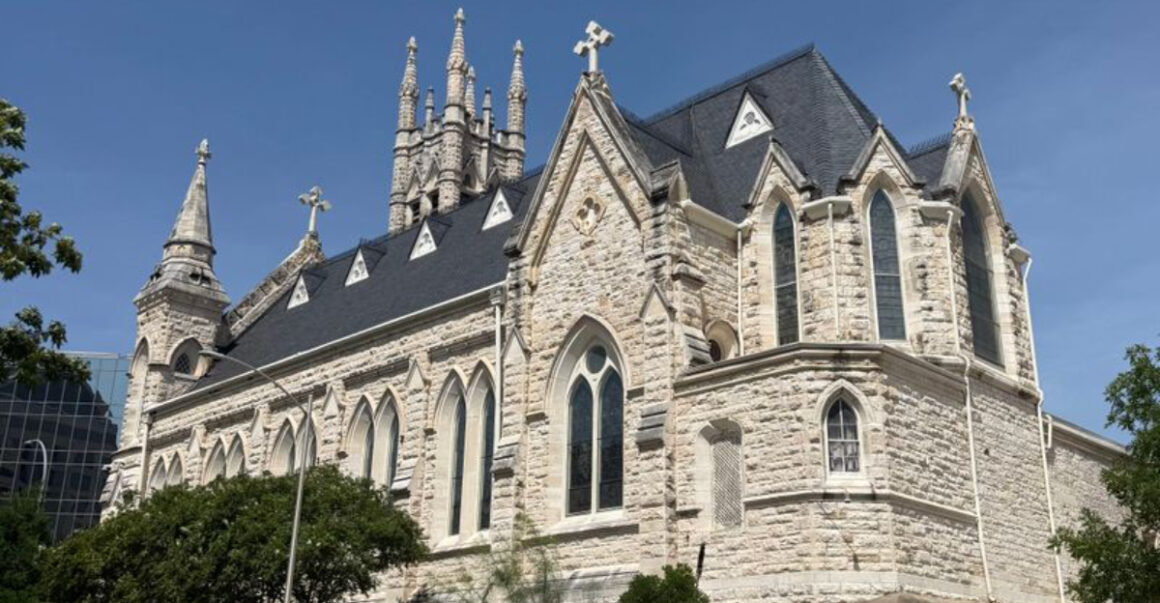 8 texas churches with jaw dropping architecture and unforgettable beauty