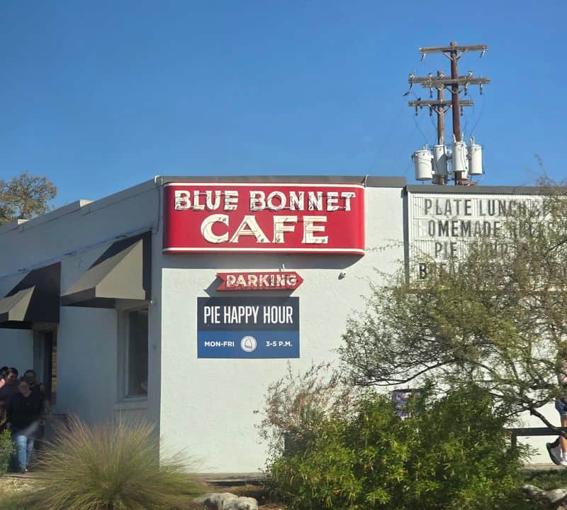 Blue Bonnet Café (Marble Falls)
