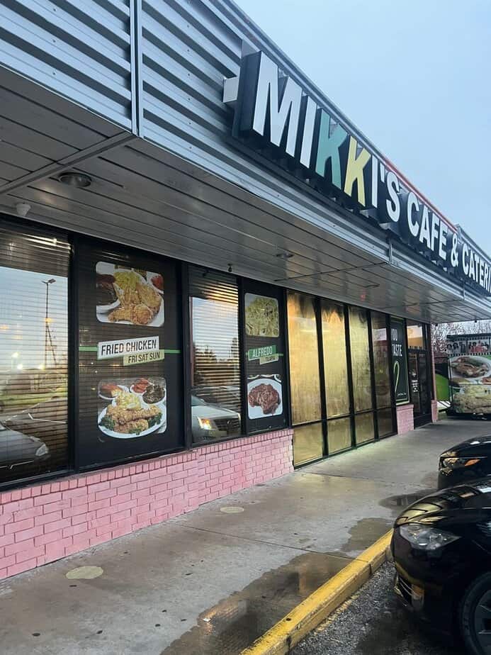 9 Texas Soul Food Spots That Rival Grandma’s Best Recipes Mikki’s Soulfood Café (Houston)