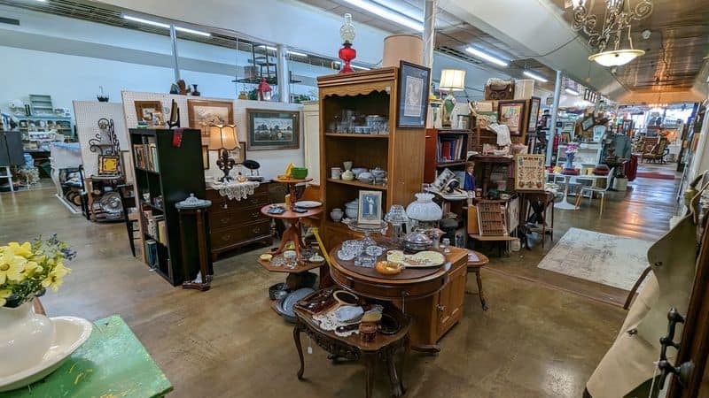 A Charming Texas Town Near Austin You’ll Want to Explore for BBQ, Antiques & Walkable Downtown Antique Hunting on Second Street