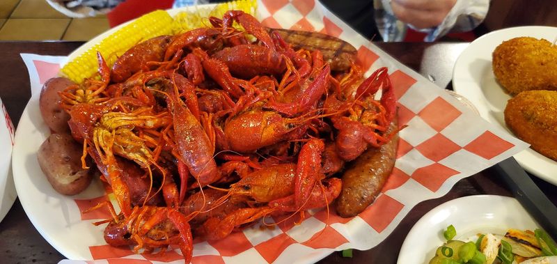 Kemah’s Oldest Restaurant Serves An Unforgettable Chicken-Fried Steak Seafood Comforts: Catfish And Shrimp