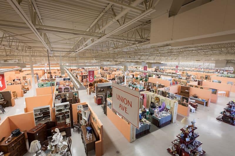 People Drive From All Over Ohio To Hunt For Priceless Treasures At This Huge Antique Store Best Times To Score Deals
