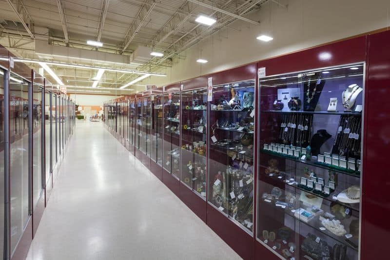 People Drive From All Over Ohio To Hunt For Priceless Treasures At This Huge Antique Store Jewelry Cases And Small Collectibles