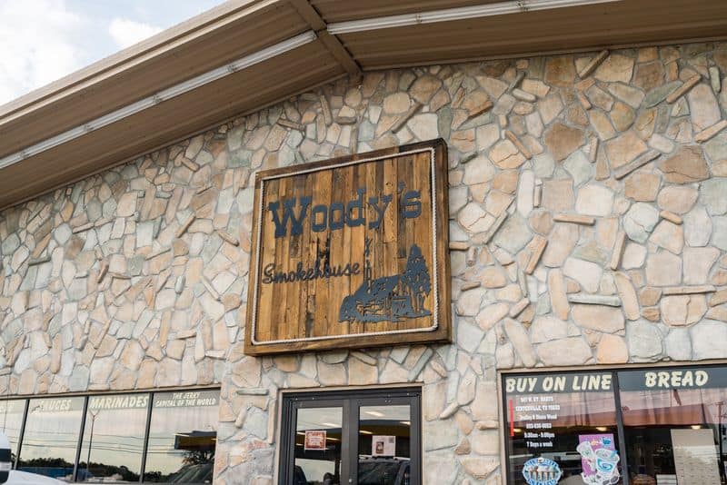 Woody&rsquo;s Smokehouse (Centerville)