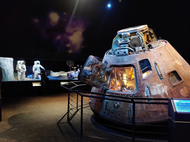 Starship Gallery and Moon Rock You Can Touch