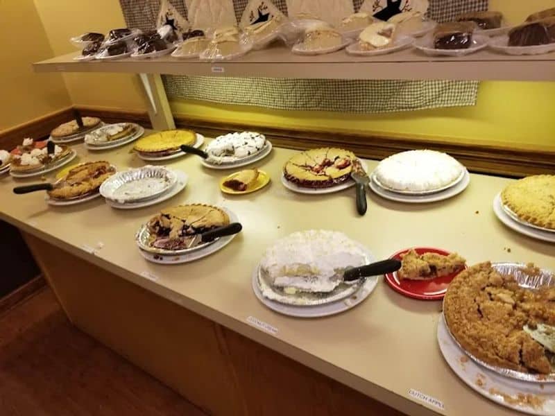 Pies, Cobbler, and the Sweet Finish