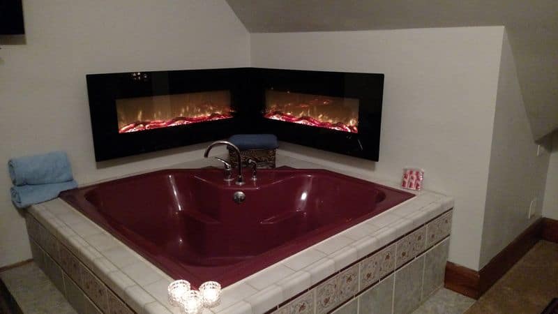 Jacuzzi Suites With Storybook Flair
