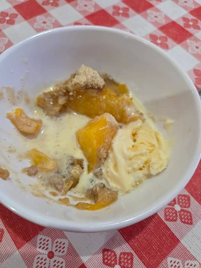 The Pickett House Might Be the Ultimate Fried Chicken Paradise in Texas Peach Cobbler Finale