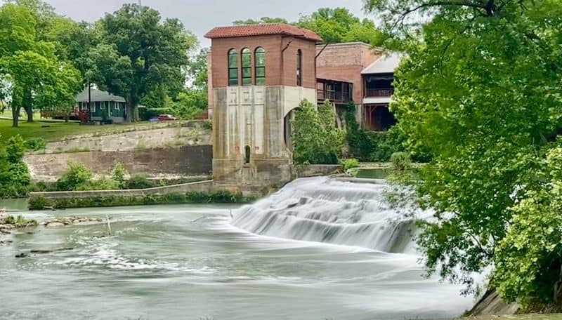 Day Trips and Small Town Basecamp