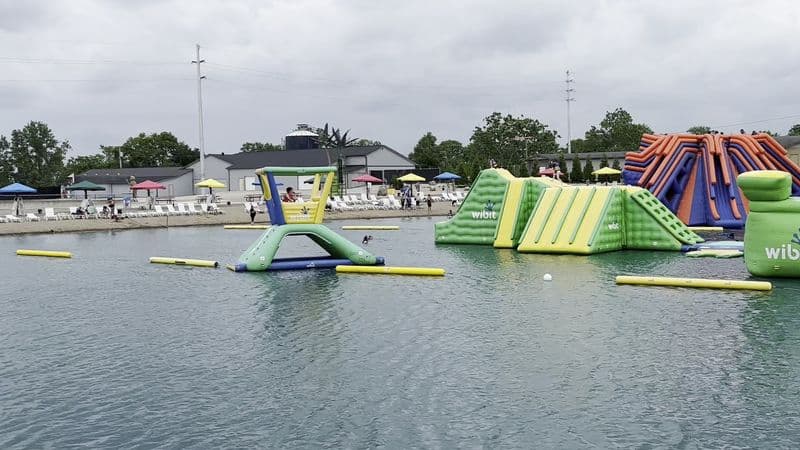 Cabana Rentals For All-Day Comfort