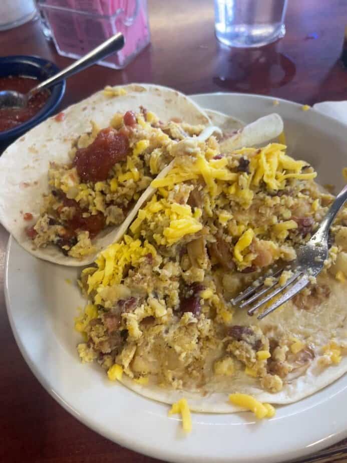 Breakfast Tacos Worth the Line