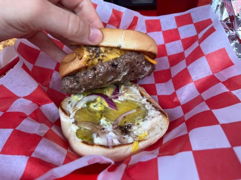 This Old-School Texas Grocery Store Serves One Of The Best Burgers In The State The Firehouse Burger