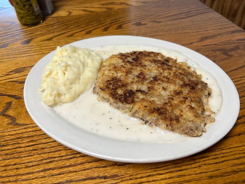 Chicken Fried Steak With Cream Gravy