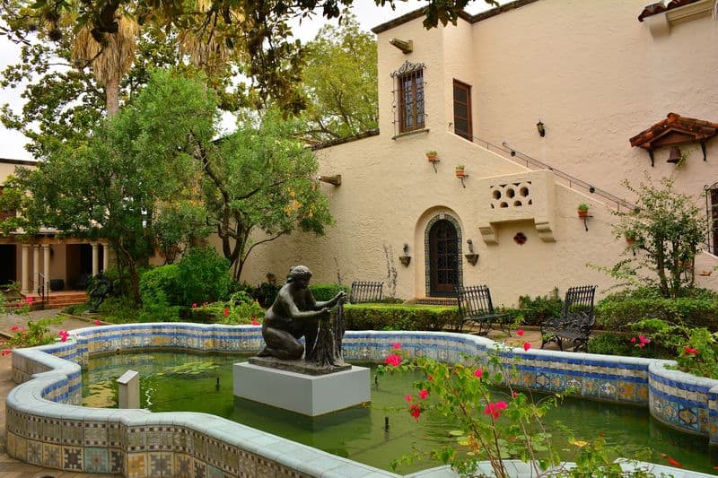 This Texas Art Museum Looks More Like a Spanish Villa Courtyard, Pond, and Gardens