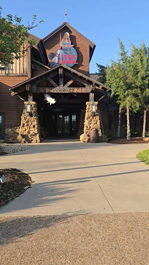 Plan Your Visit: Hours, Parking, and Contact