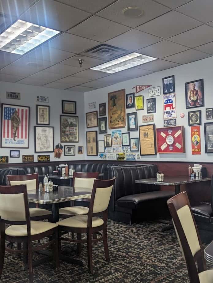 Cozy Retro Atmosphere With Local Heart