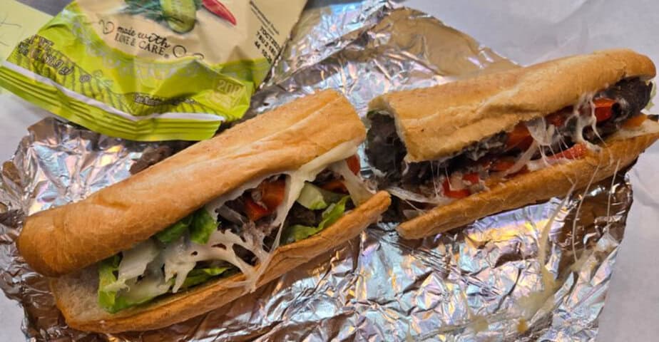 according to locals these 8 texas hole in the wall restaurants beat fancy dining