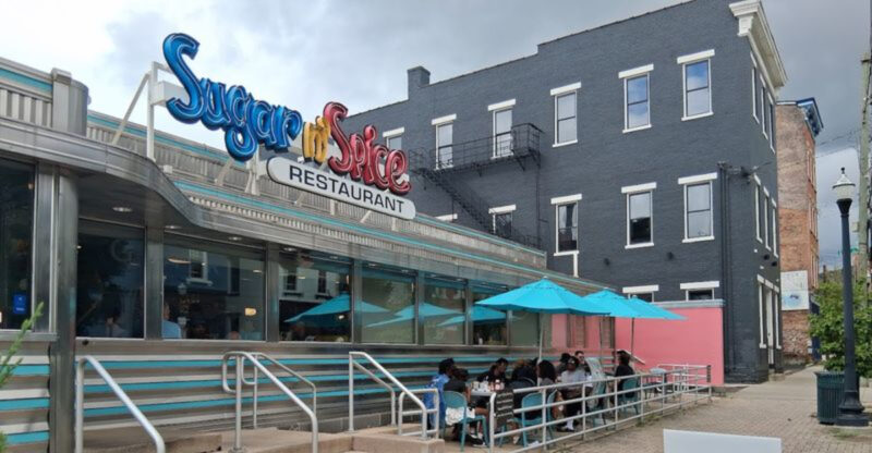 The 1950s-Themed Diner In Ohio Where Every Meal Comes With A Free Rubber Duck