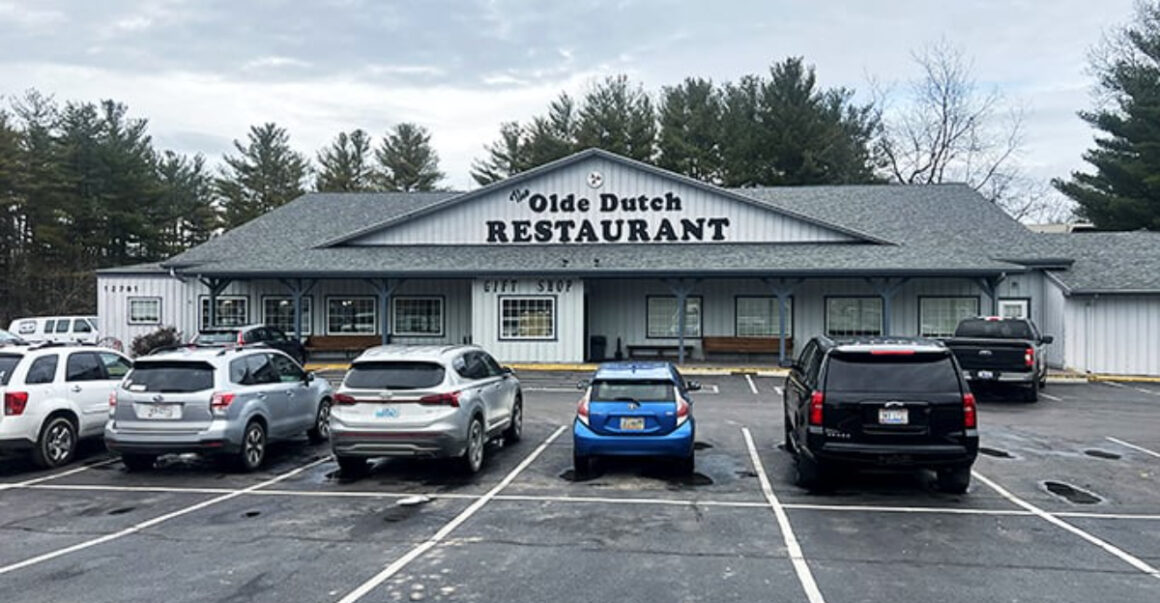 the amish restaurant in ohio that quietly serves the states best buffet