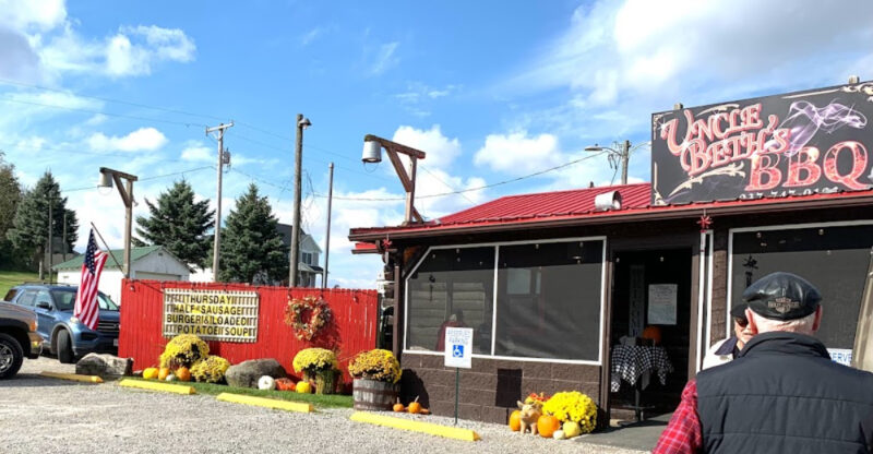 The Best Smoked Brisket In The Midwest Is Tucked Inside This Humble Restaurant In Ohio