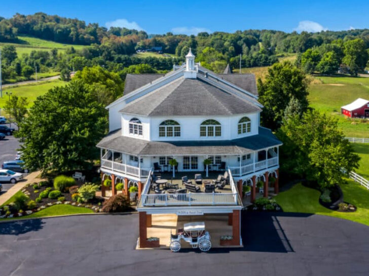The Breakfast Buffet At This Ohio Bakeshop Is So Delicious, It&rsquo;s Worth A Road Trip