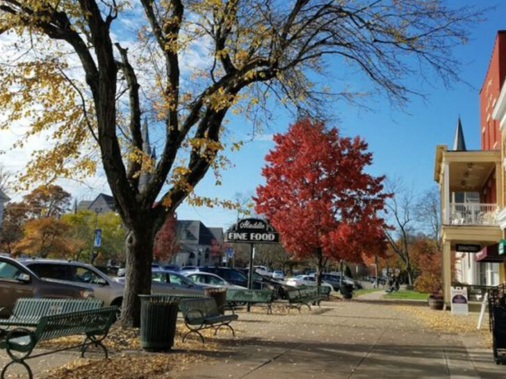 The Postcard-Perfect Town In Ohio That&rsquo;s Straight Out Of A Hallmark Movie