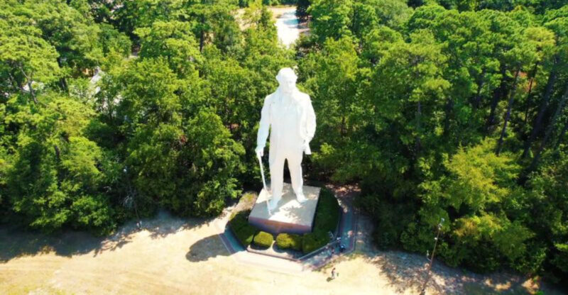 The Texas Monument That Sparks Heated Debates Everywhere You Go