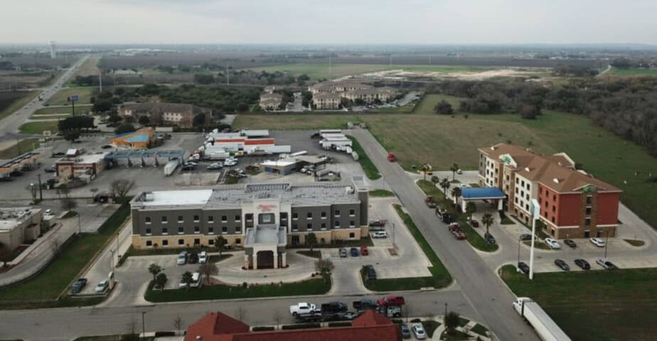 this budget friendly texas city between san antonio and houston blends historic downtown charm with river scenery