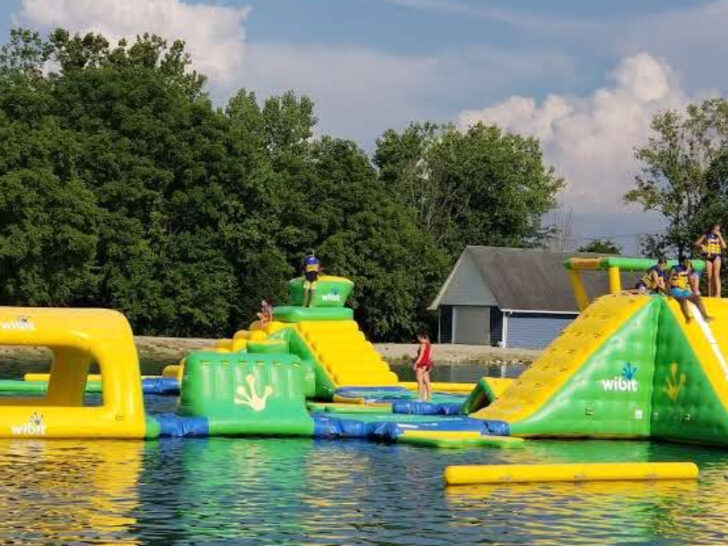This Enormous Floating Waterpark In Ohio Screams Family Fun Like No Other