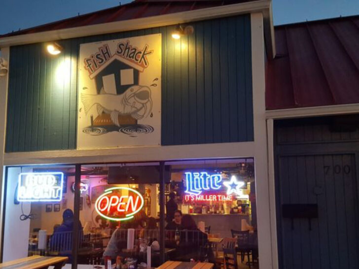 This Modest Texas Restaurant Serves Some of the Best Fried Catfish in the State