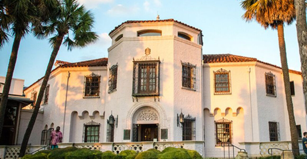 this texas art museum looks more like a spanish villa