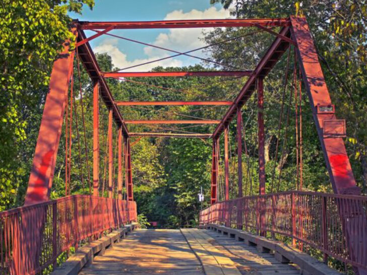 This Tucked-Away Texas Bridge Is a Must-Visit for Local Legend Lovers