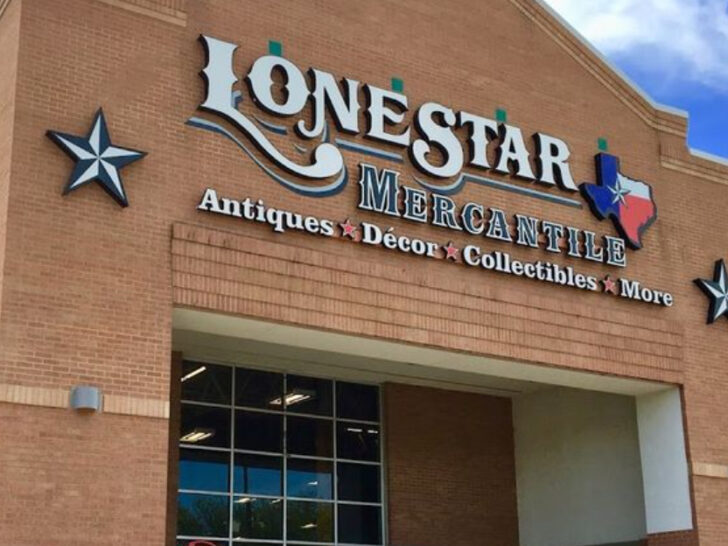 You Could Spend Hours Inside This Giant Texas Antique Store