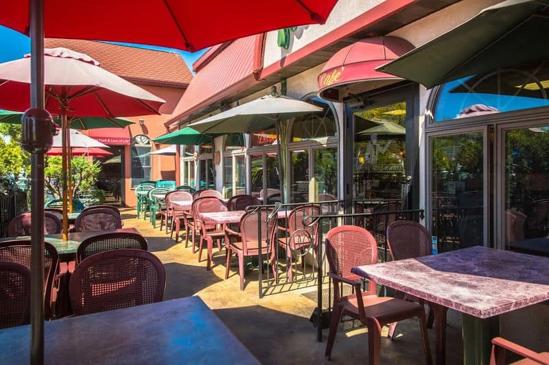 Mama&rsquo;s Cafe Baci / Pooch Cafe - Hackettstown