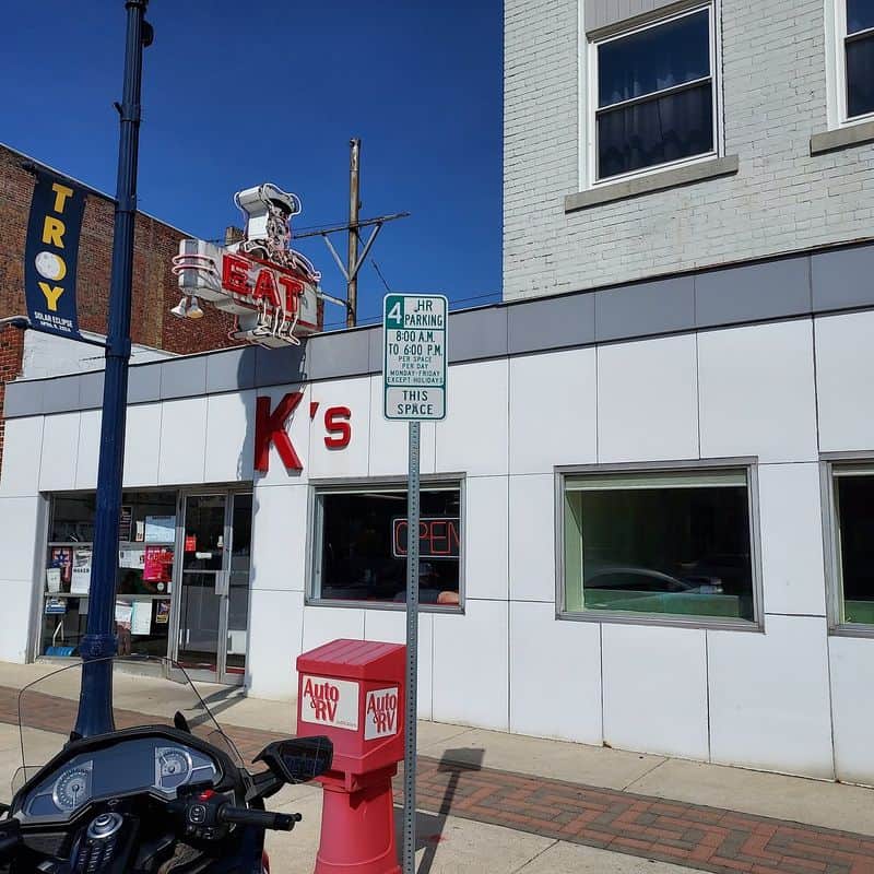 10 Mom-And-Pop Diners In Ohio With Incredibly Delicious Food K’s Hamburger Shop (Troy)
