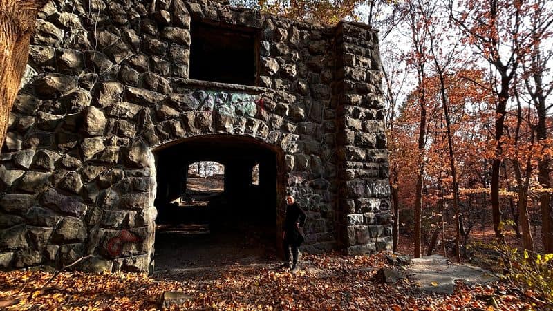 Cliff Dale Manor Ruins