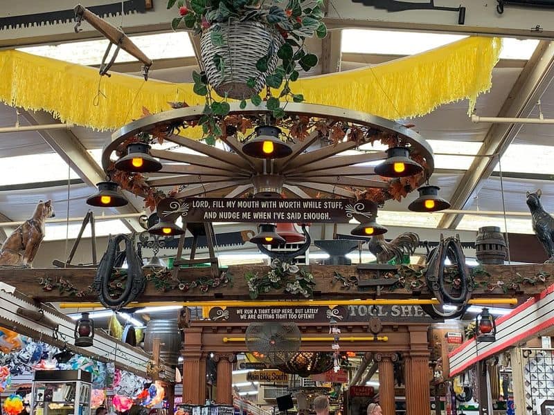 Traders World Market (Lebanon)