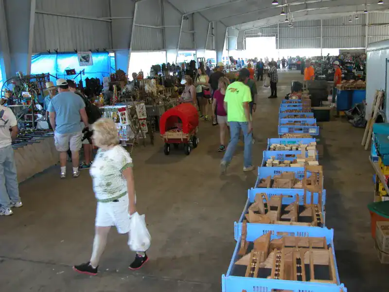 Lucasville Trade Days (Lucasville)