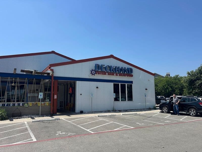 15 Texas Seafood Places That Rival the State’s Famous BBQ Deckhand Oyster Bar & Seafood (Austin)