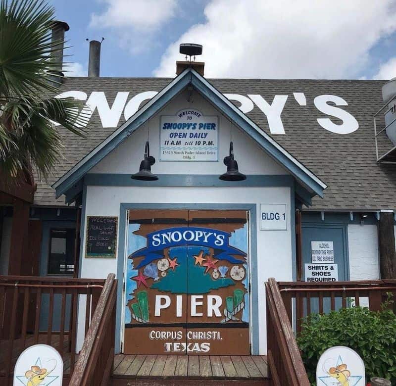 15 Texas Seafood Places That Rival the State’s Famous BBQ Snoopy’s Pier (Corpus Christi)