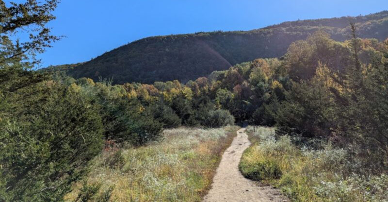 15 Easy Spring Hikes in New Jersey Even First-Timers Can Handle