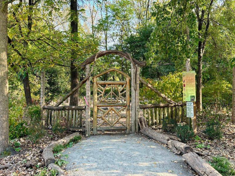 7 New Jersey Hikes Perfect for Beginners Who Love Wildlife Teaneck Creek Park