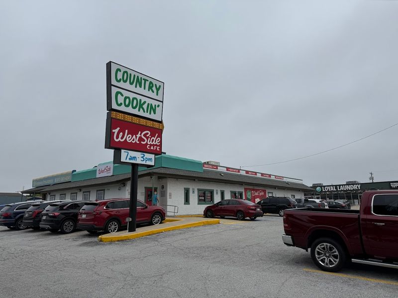 9 Texas Diners Serving the Comfort Food You Grew Up Loving West Side Cafe (Fort Worth)
