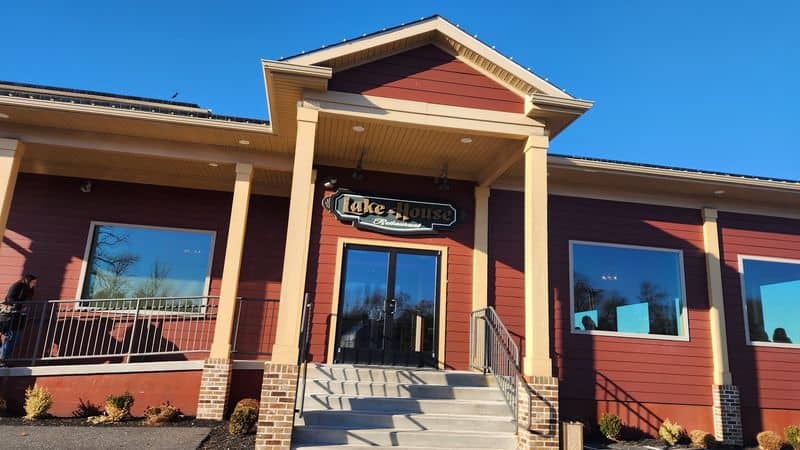 A Quiet New Jersey Restaurant Where the View Is Just as Memorable as the Meal A historic setting gives every meal a little more character